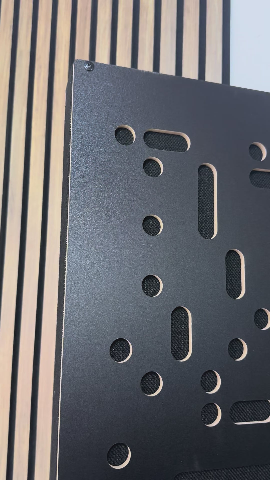 Binary Amplitude Diffuser 2D-A